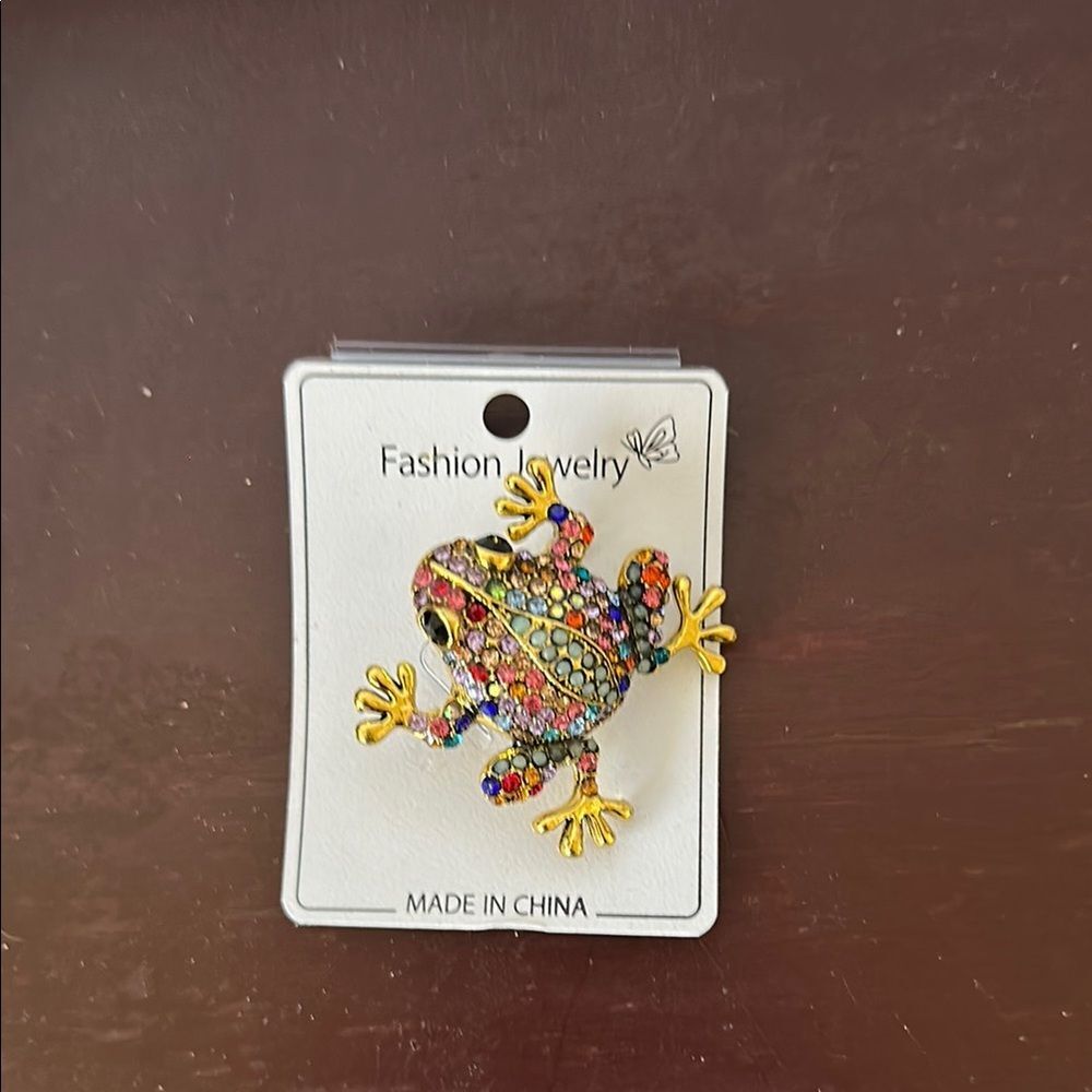 Frog Brooch/Pin Goldtone Colorful Stones Fashion Jewelry